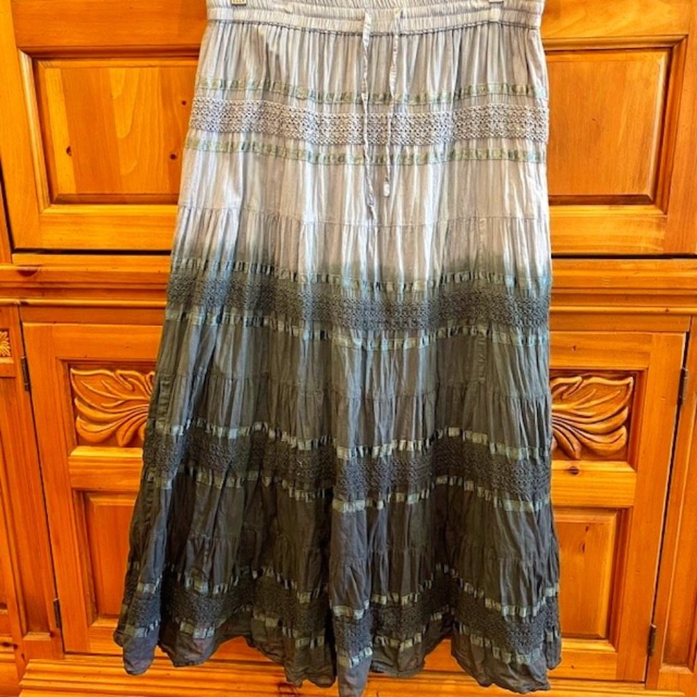 Sacred Threads tiered Ombre Maxi Skirt - Gray/Black - One Size